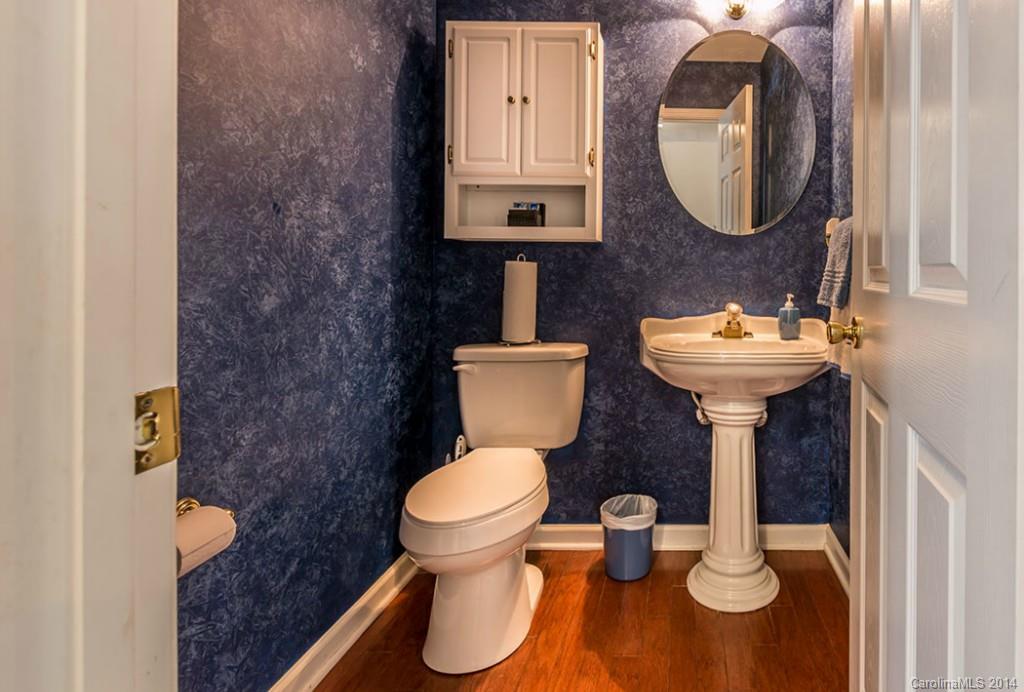 3617 Arklow Road Charlotte, NC 28269 - Photo 21 of 24 Gallery Image 21