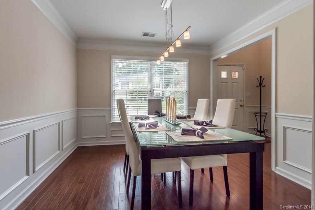 3617 Arklow Road Charlotte, NC 28269 - Photo 5 of 24 Gallery Image 5