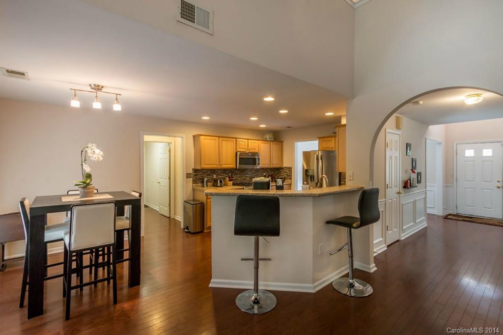 3617 Arklow Road Charlotte, NC 28269 - Photo 7 of 24 Gallery Image 7