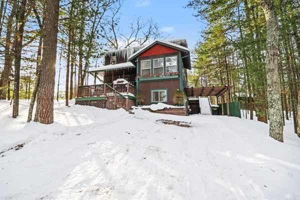 $425,000 | 5526 Longbridge Road, Pentwater, MI 49449
