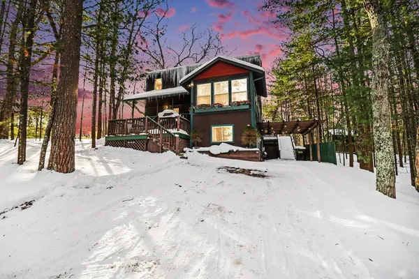 $425,000 | 5526 Longbridge Road, Pentwater, MI 49449