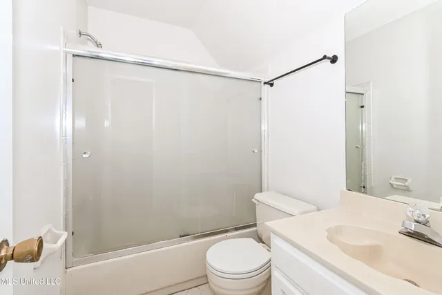 $1,575 | 5943 Lee's Crossing Street, Olive Branch, MS 38654