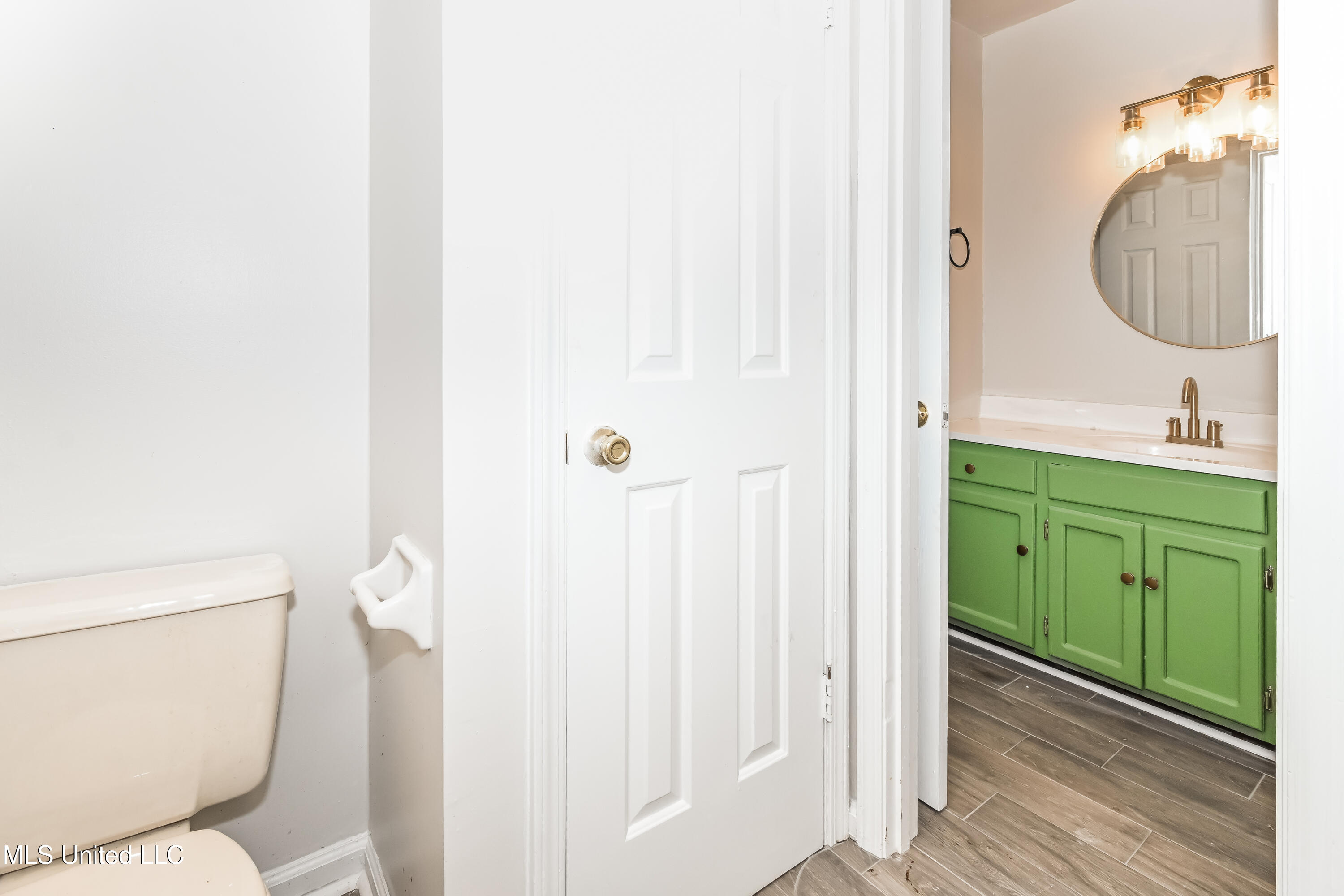 5943 Lee's Crossing Street Olive Branch, MS 38654 - Photo 10 of 15 011-photo-primary-bathroom-14282708