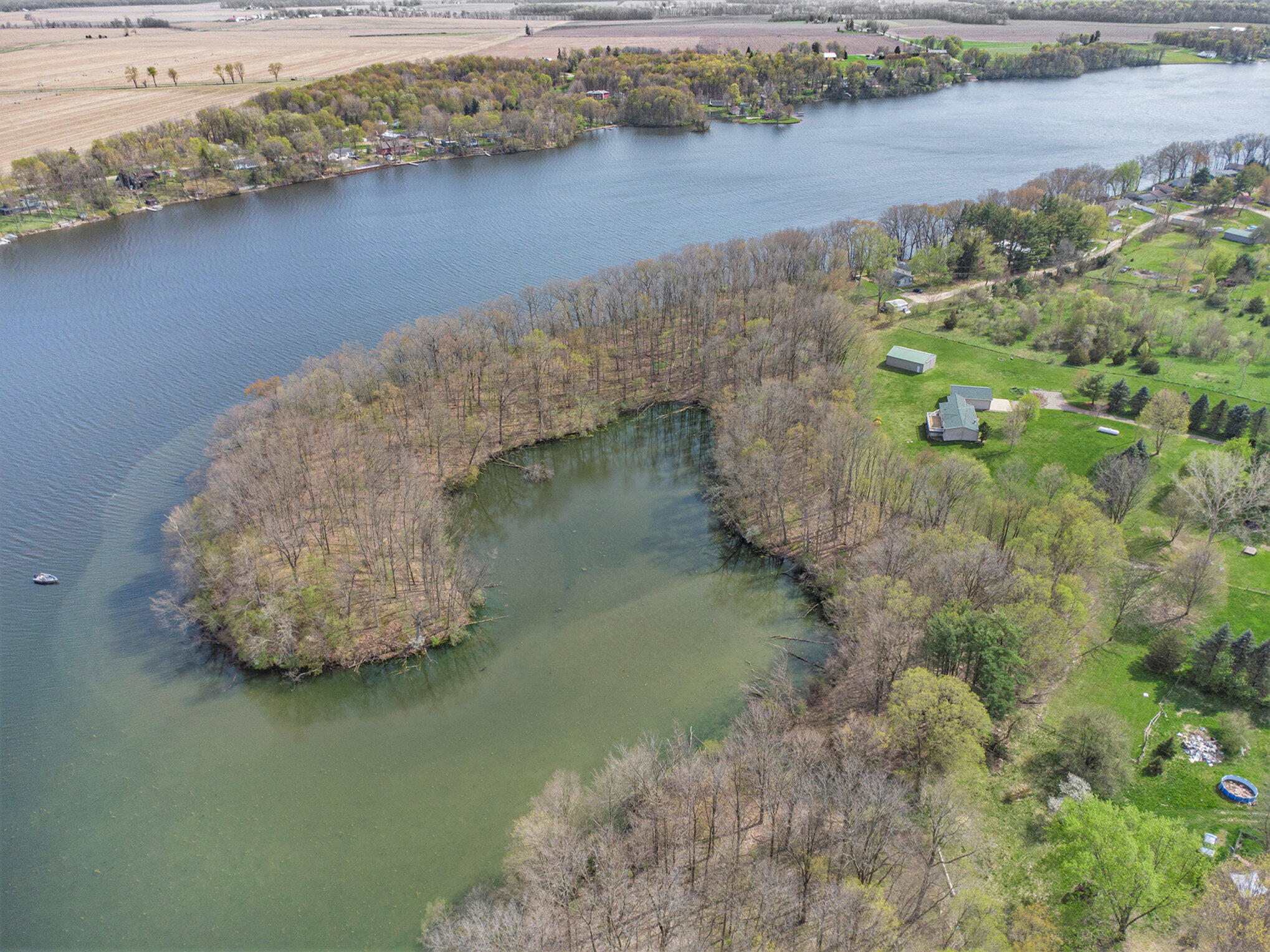 697 Tuttle Road Union City, MI 49094 - Photo 4 of 29 003_697_tuttle_rd_union_city_mi_49094-3