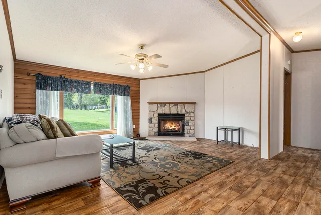 $449,000 | 697 Tuttle Road, Union City, MI 49094