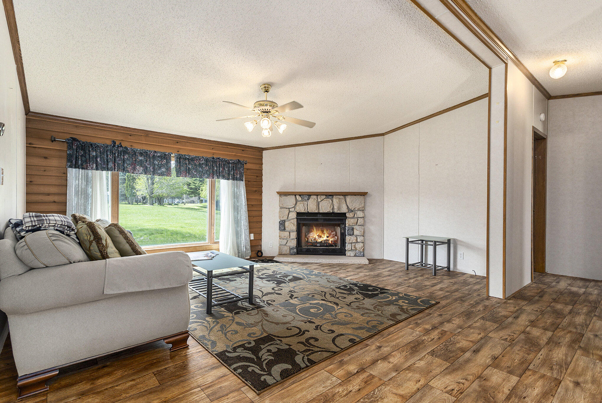 697 Tuttle Road Union City, MI 49094 - Photo 7 of 29 011_697_tuttle_rd_union_city_mi_49094-13