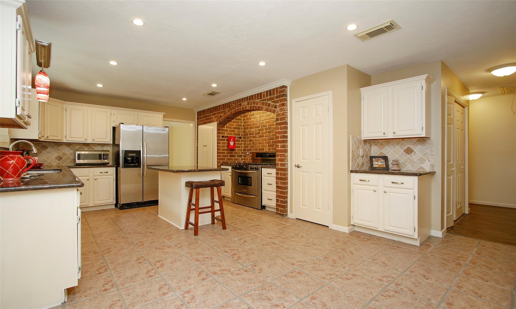 16422 Willingham Way Houston, TX 77095 - Photo 7 of 21