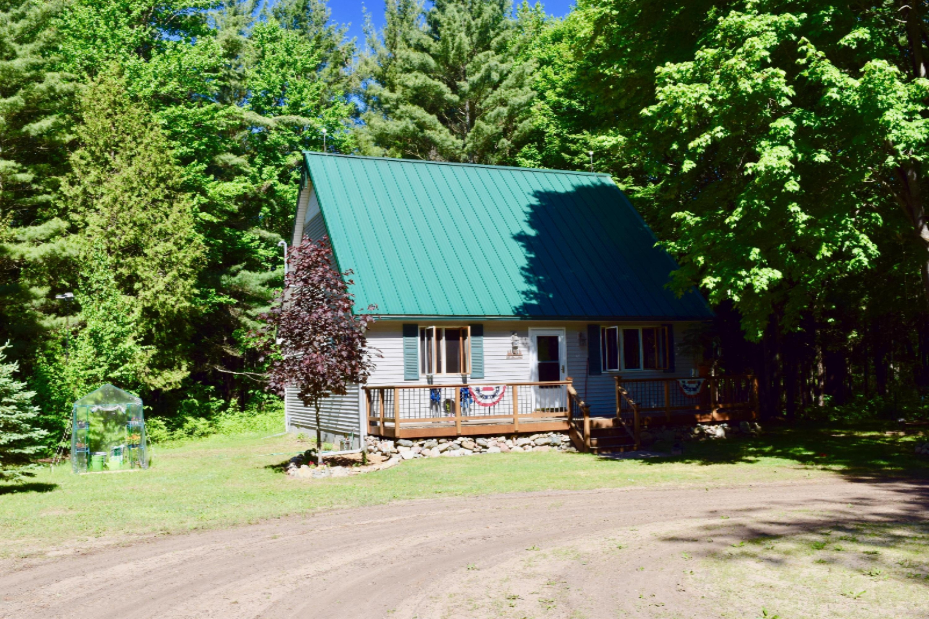 17499 Bigge Road Kaleva, MI 49645 - Photo 2 of 50 DSC_0905