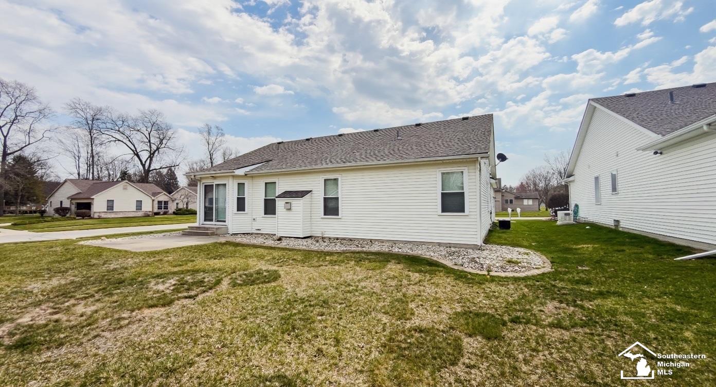 2140 Delaware Lane Temperance, MI 48182 - Photo 25 of 26
