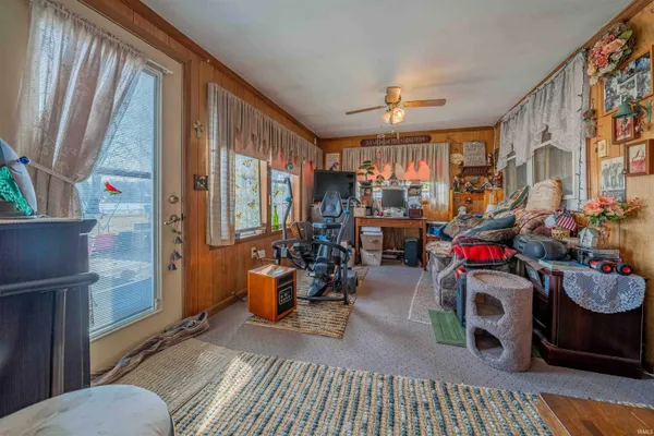$460,000 | 2685 South Knoll Drive, Macy, IN 46951
