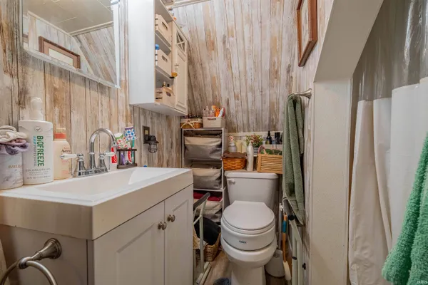 $460,000 | 2685 South Knoll Drive, Macy, IN 46951