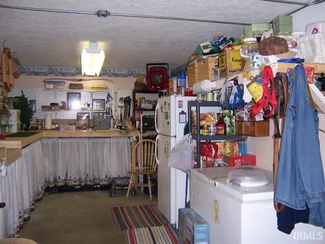 $460,000 | 2685 South Knoll Drive, Macy, IN 46951