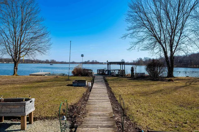 $460,000 | 2685 South Knoll Drive, Macy, IN 46951