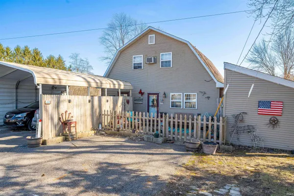 $460,000 | 2685 South Knoll Drive, Macy, IN 46951