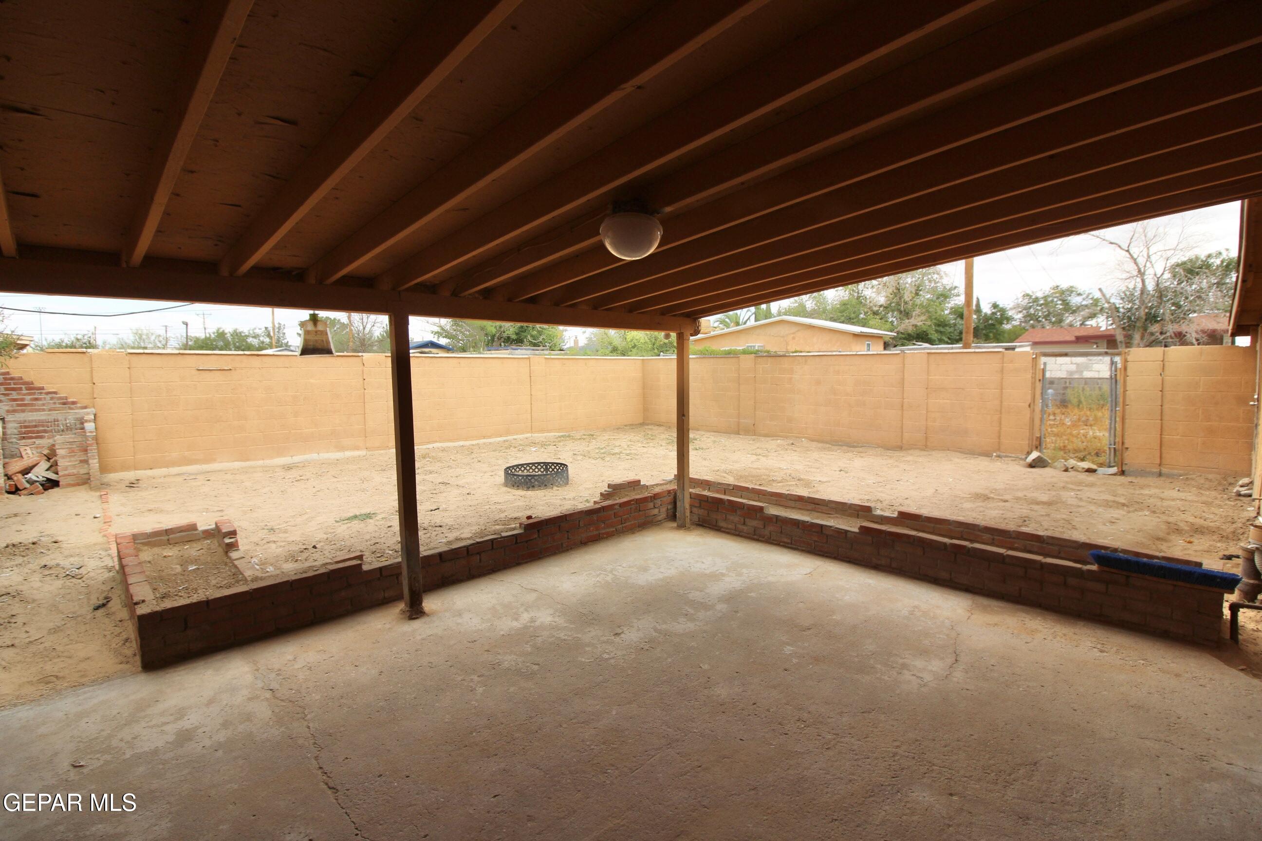 525 Margarita Street Anthony, TX 79821 - Photo 11 of 20 a view of an ocean and trees in a balcony