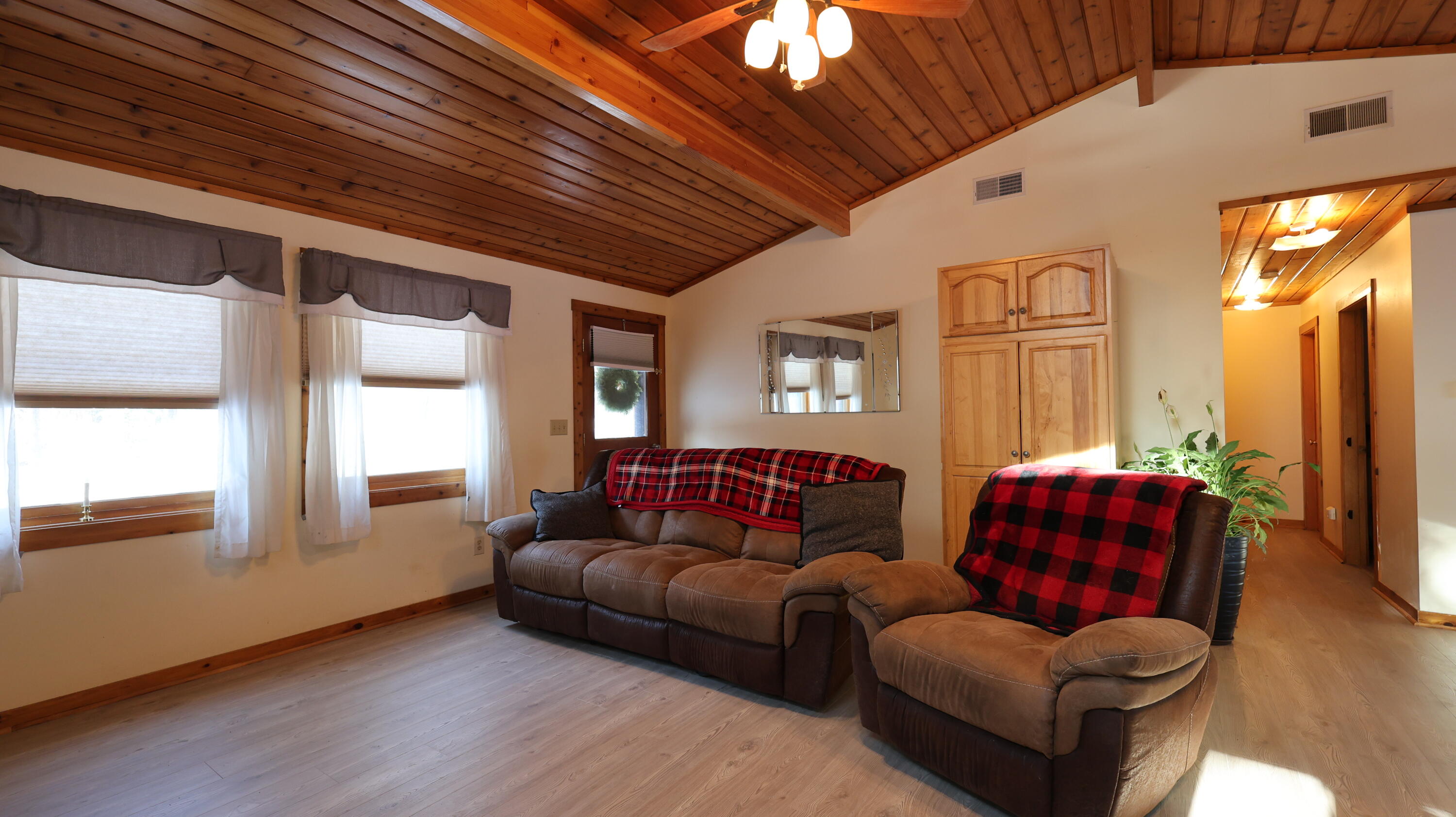 49 Ladd Road Oakland, ME 04963 - Photo 13 of 33 IMG_5215