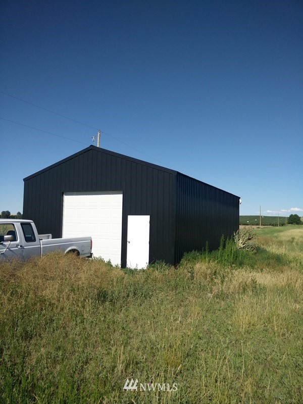 1110 Cummins Road Touchet, WA 99360 - Photo 2 of 8
