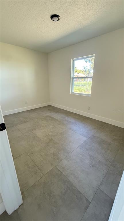 606 Ridgewood Avenue Dundee, FL 33838 - Photo 13 of 19 Gallery Image 13