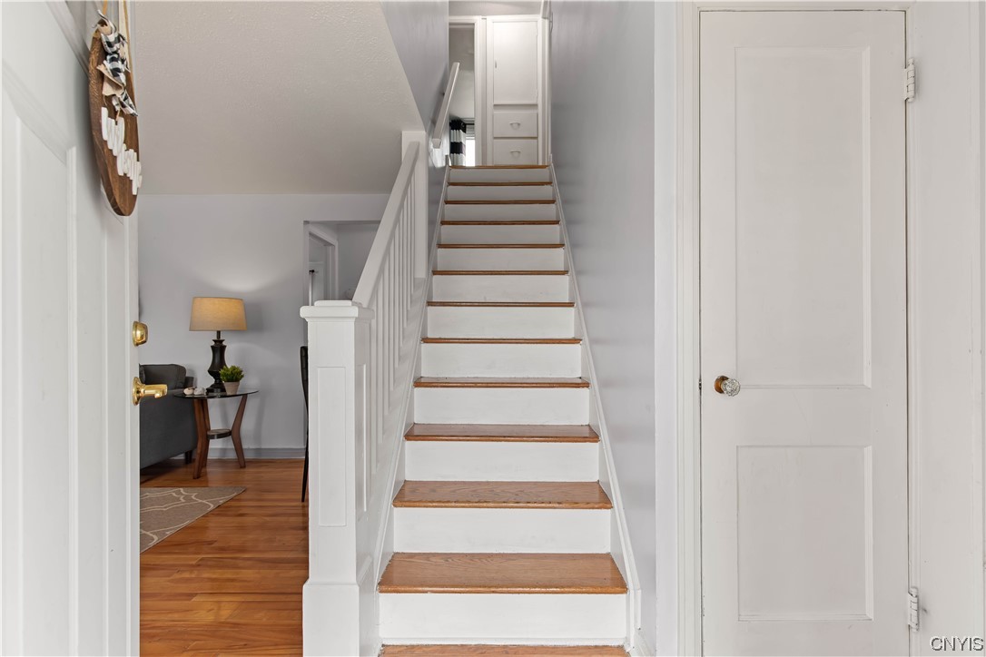 303 Buckley Road Salina, NY 13088 - Photo 15 of 23