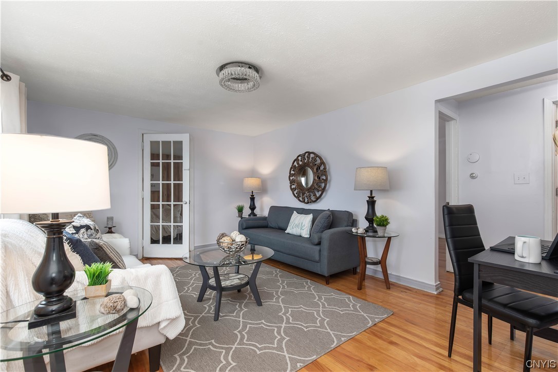 303 Buckley Road Salina, NY 13088 - Photo 3 of 23