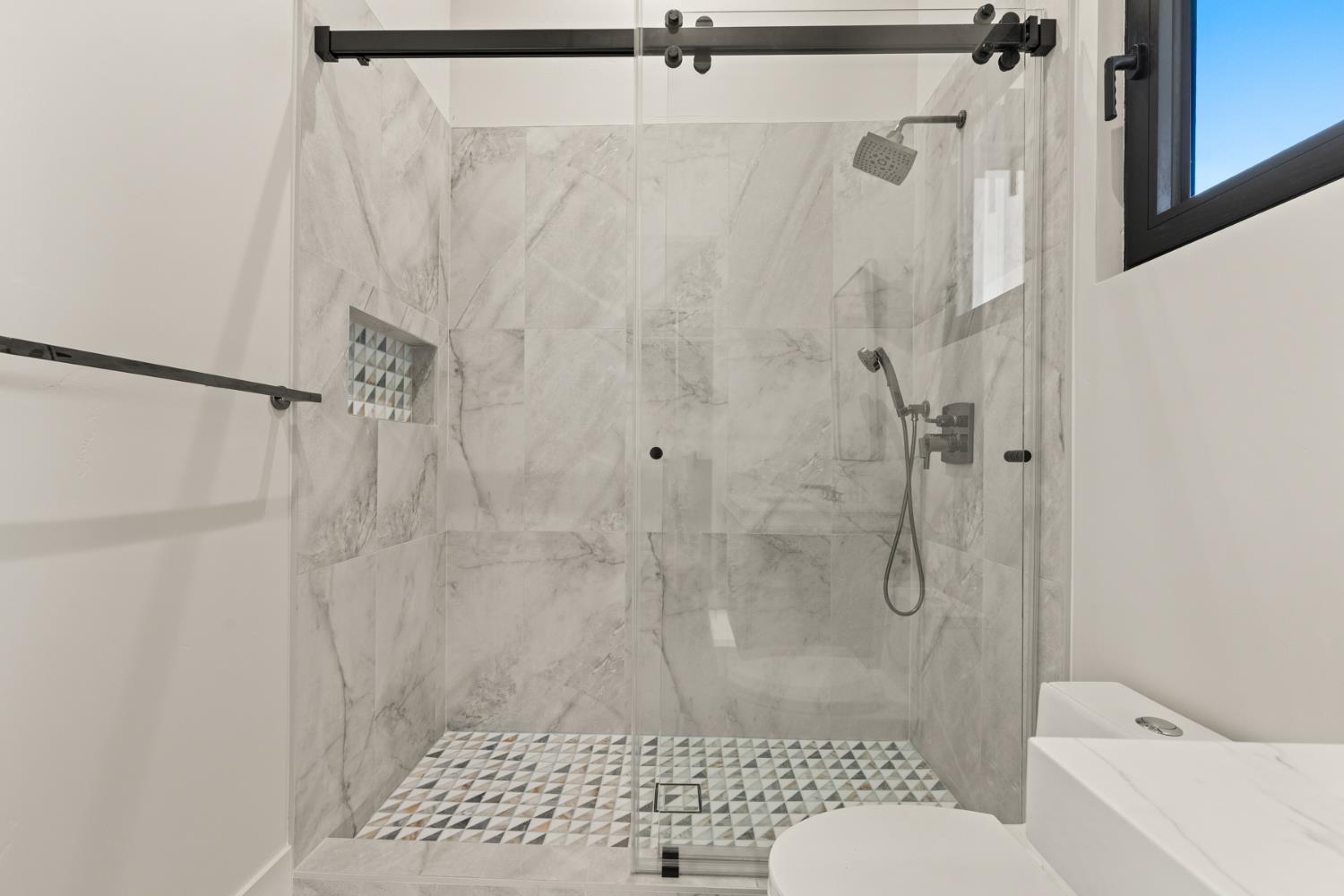 4160 Raphael Drive El Dorado Hills, CA 95762 - Photo 23 of 53