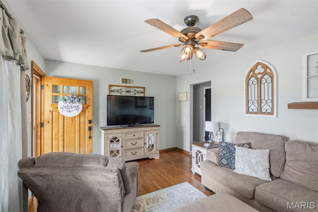 410 Ringo Street Mexico, MO 65265 - Photo 6 of 36