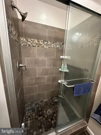 $2,700 | 66 Sycamore Court, Trenton, NJ 08648