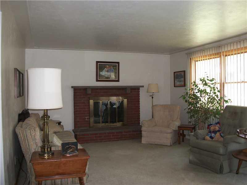 Living Room. 