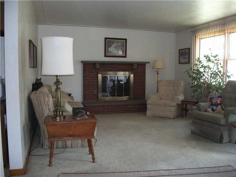 Living Room. 
