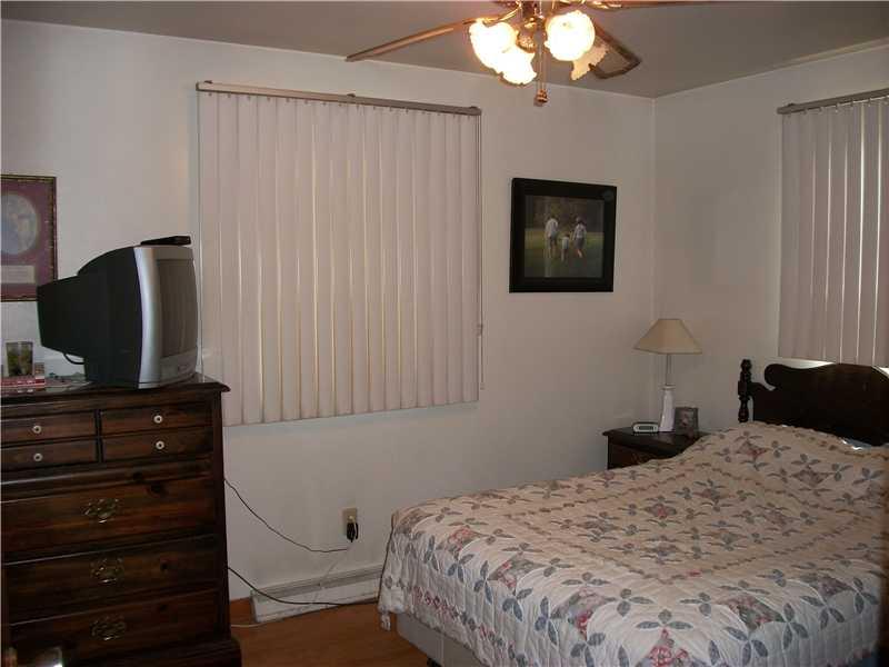 218 Roth Street Houston, PA 15342 - Photo 10 of 21 Master Bedroom.