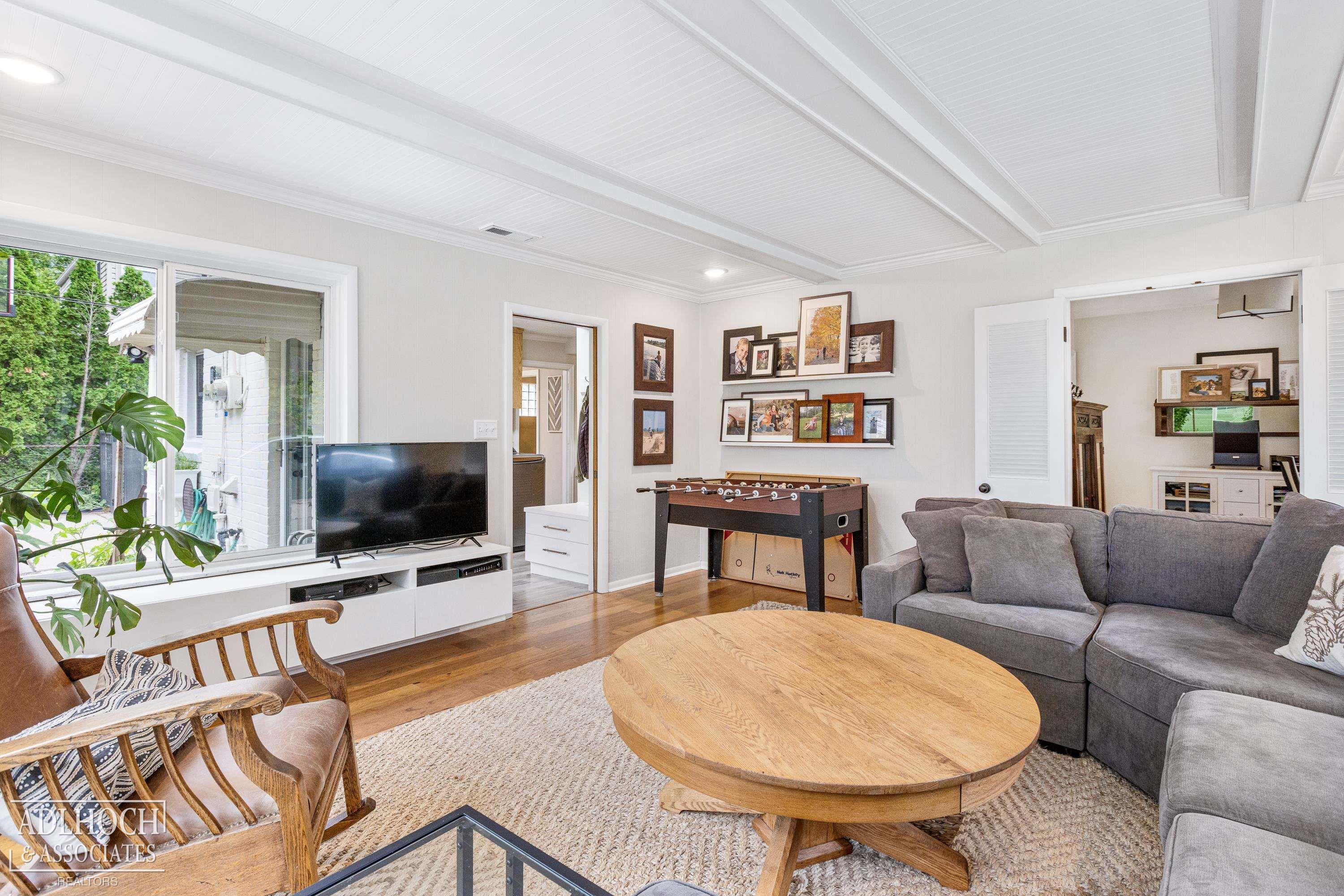 1201 Torrey Road Grosse Pointe, MI 48236 - Photo 13 of 29 50113835-14.JPG