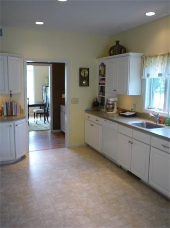 33 Two Ponds Road Belchertown, MA 01007 - Photo 10 of 28
