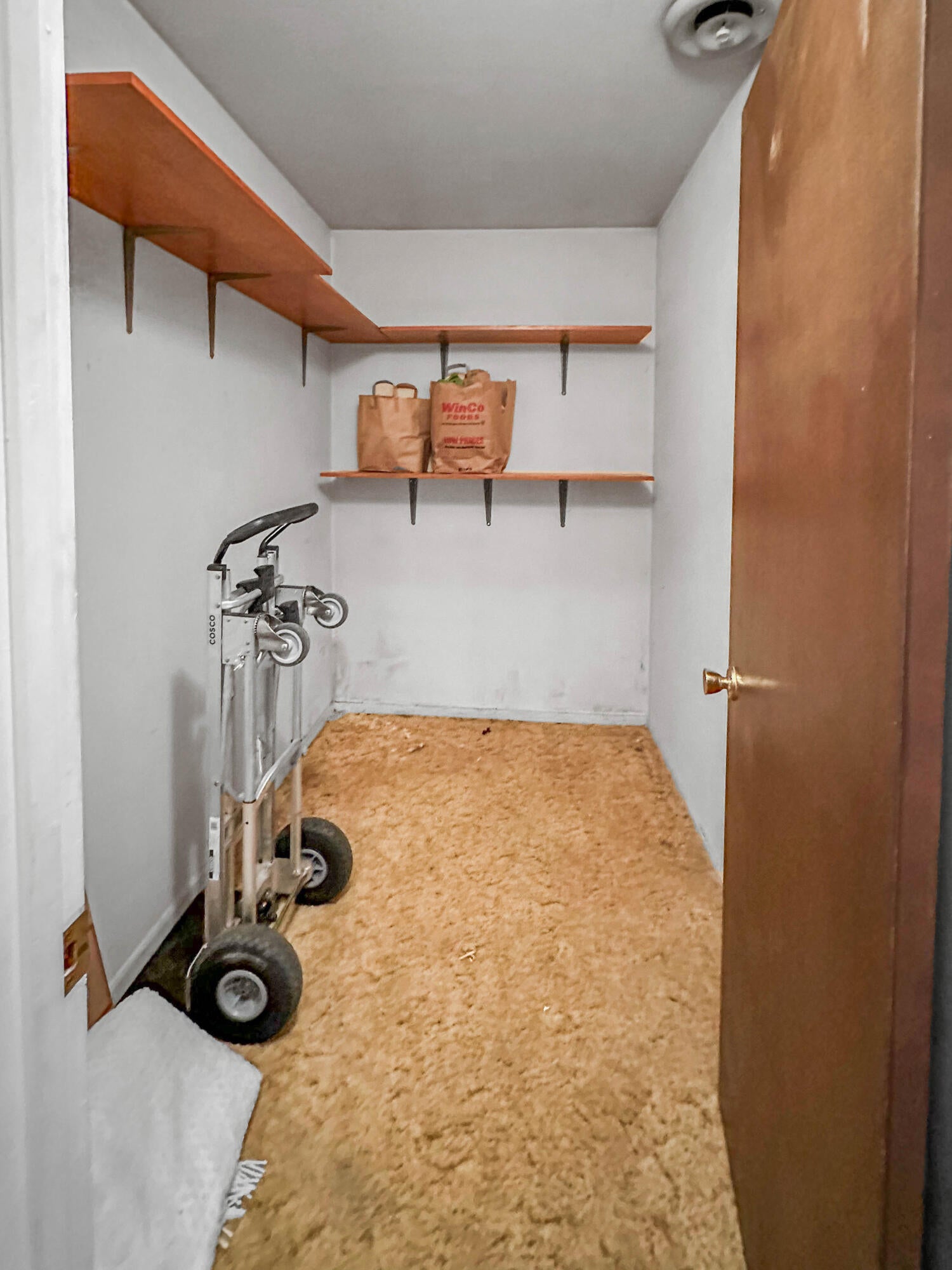 4090 Payne Road Medford, OR 97504 - Photo 22 of 33 IMG_0174