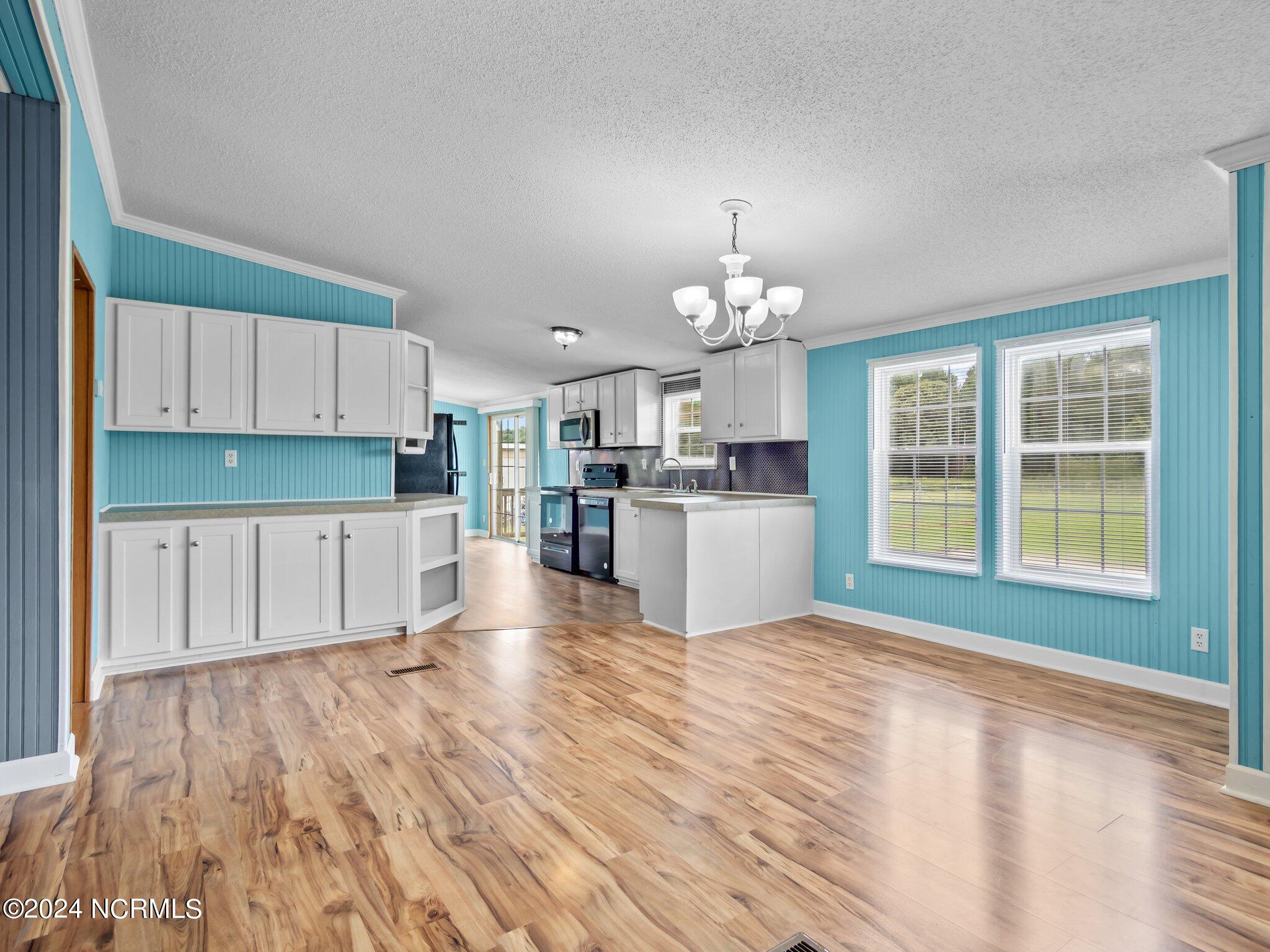 234 Haw Branch Road Richlands, NC 28574 - Photo 12 of 46 27-web-or-mls-P8057845