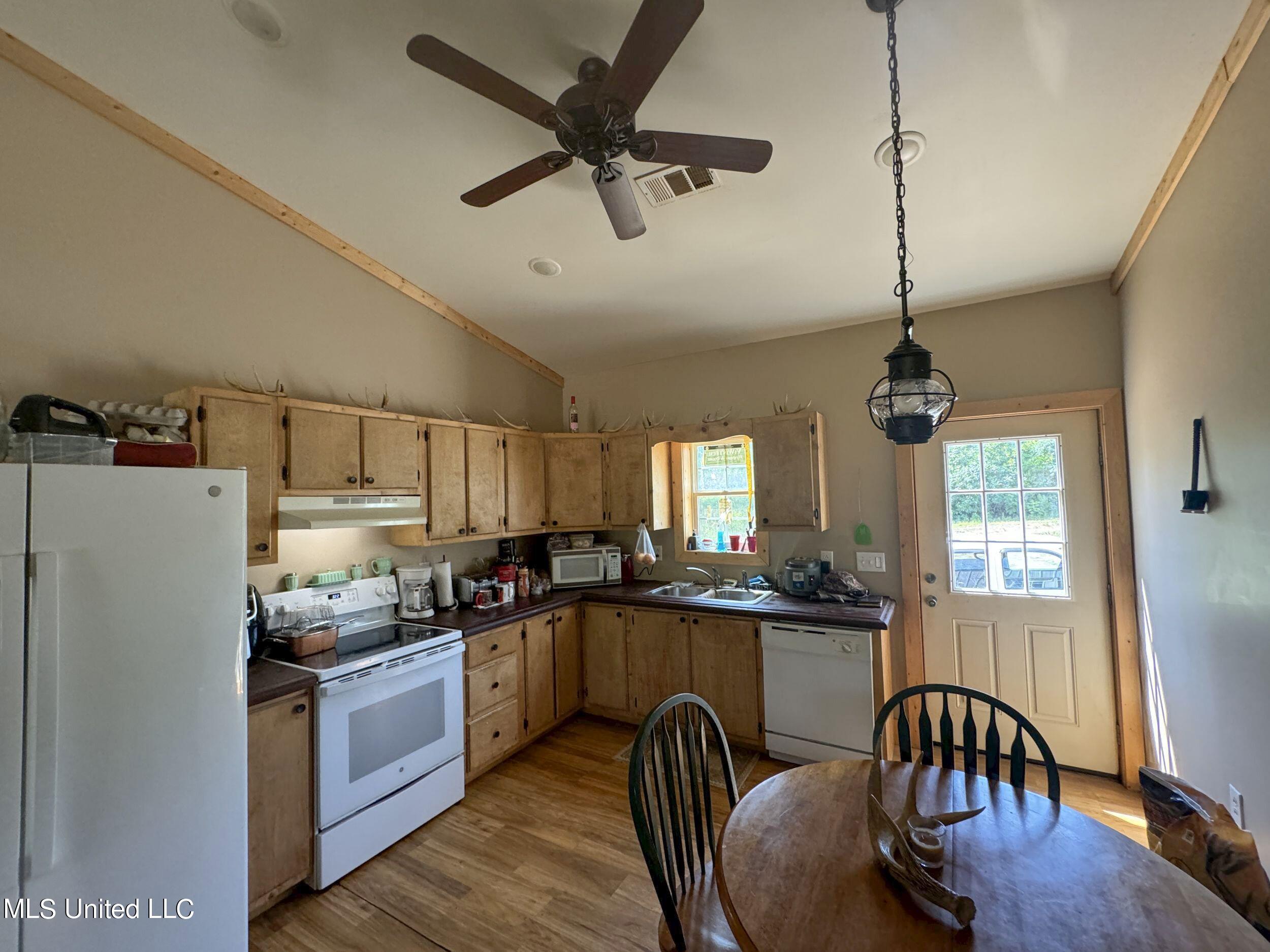 1765 Chapel Town Road Courtland, MS 38620 - Photo 67 of 81 1a.dcw50a