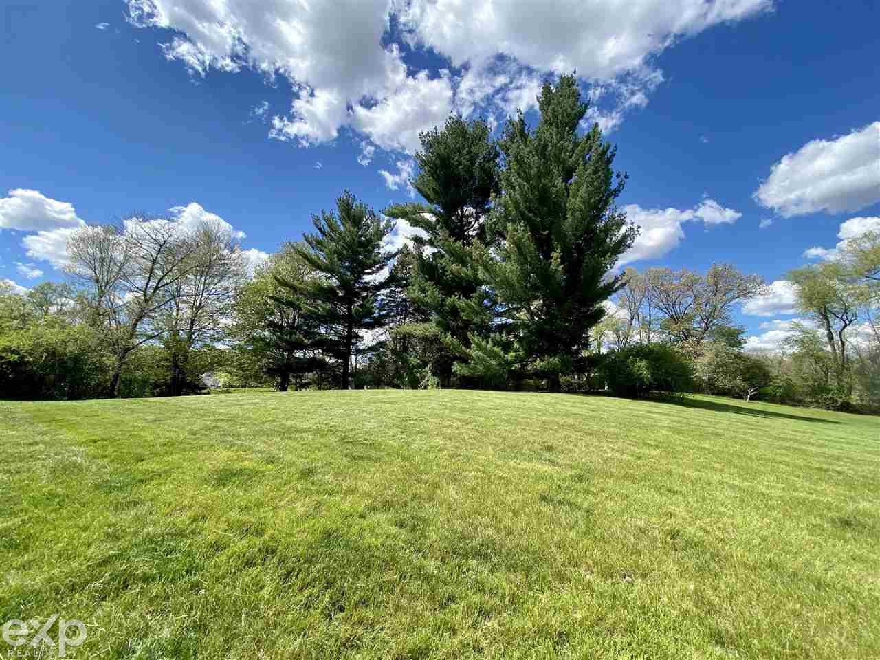 550 Whims Lane Rochester, MI 48306 - Photo 7 of 25