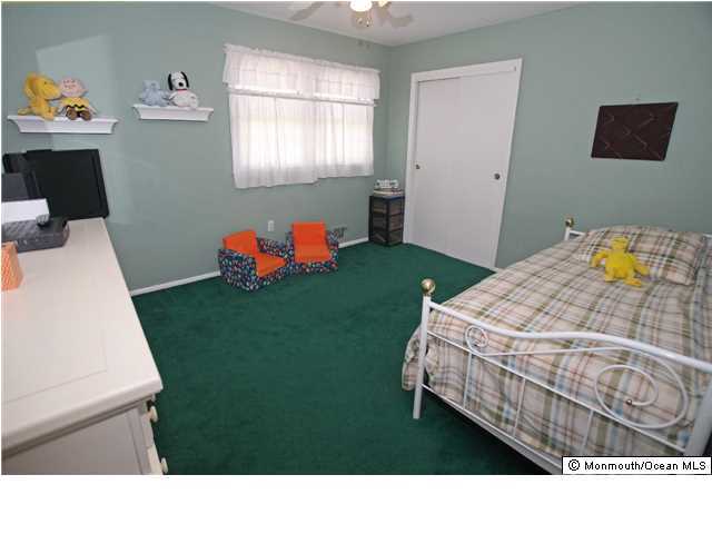 23 Fireside Road Middletown, NJ 07701 - Photo 11 of 16 Additional Photo