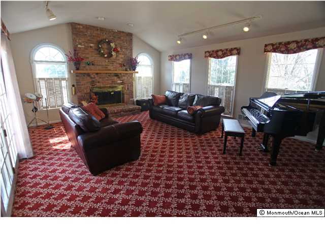 23 Fireside Road Middletown, NJ 07701 - Photo 2 of 16 Additional Photo