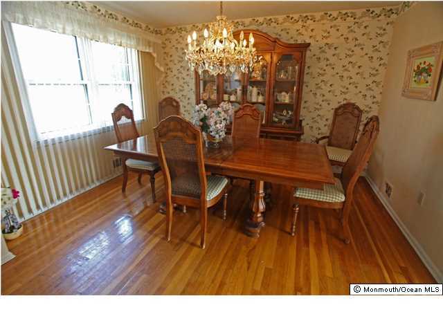 23 Fireside Road Middletown, NJ 07701 - Photo 4 of 16 Additional Photo