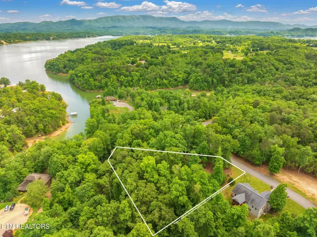 $75,000 | Lot 15 Waterstone Drive, Dandridge, TN 37725