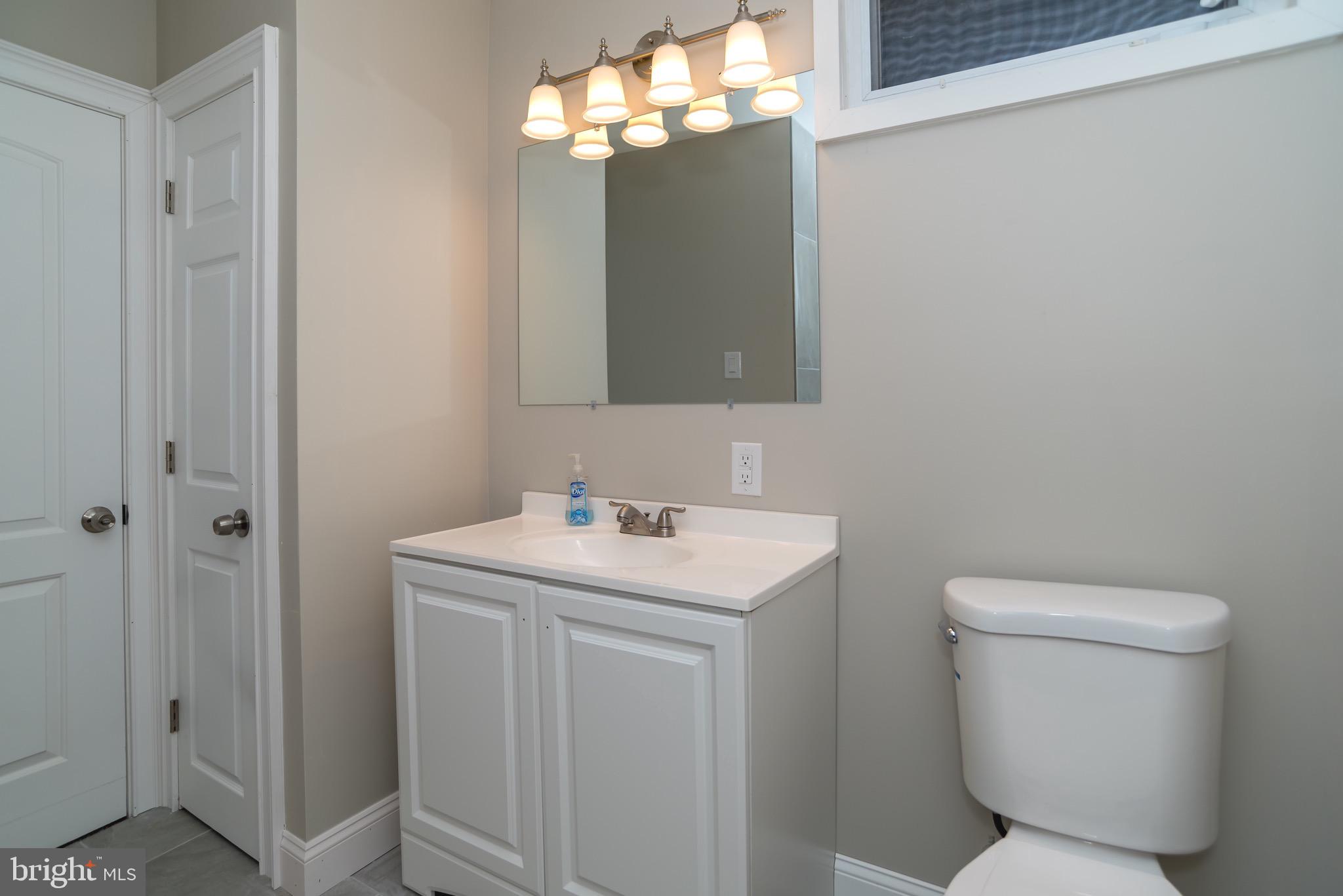 544 Elford Road Fairless Hills, PA 19030 - Photo 23 of 34 Bathroom upstairs