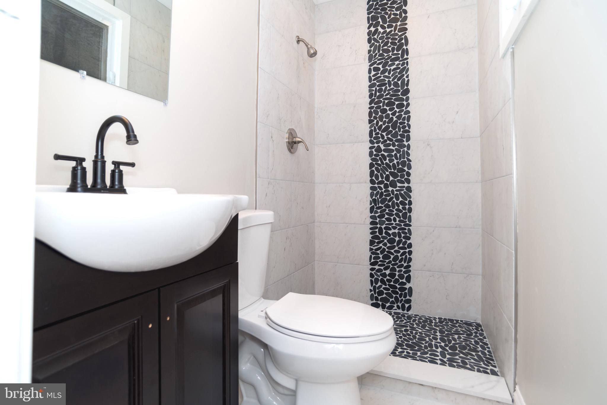 544 Elford Road Fairless Hills, PA 19030 - Photo 28 of 34 Master bathroom