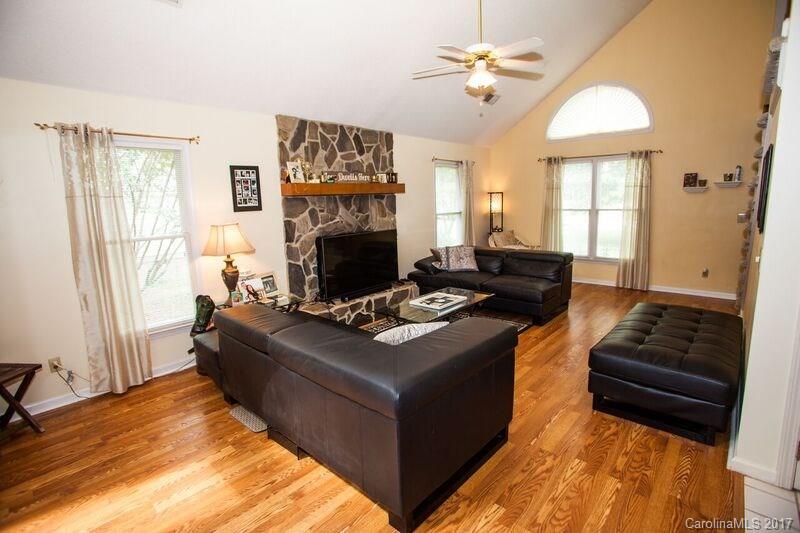 104 Banks Ridge Road Fort Mill, SC 29715 - Photo 3 of 16