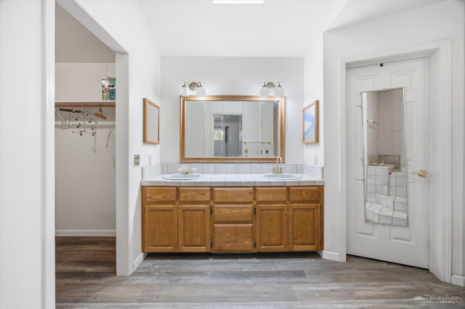 21801 Old Town Road Tehachapi, CA 93561 - Photo 21 of 38 Gallery Image 21