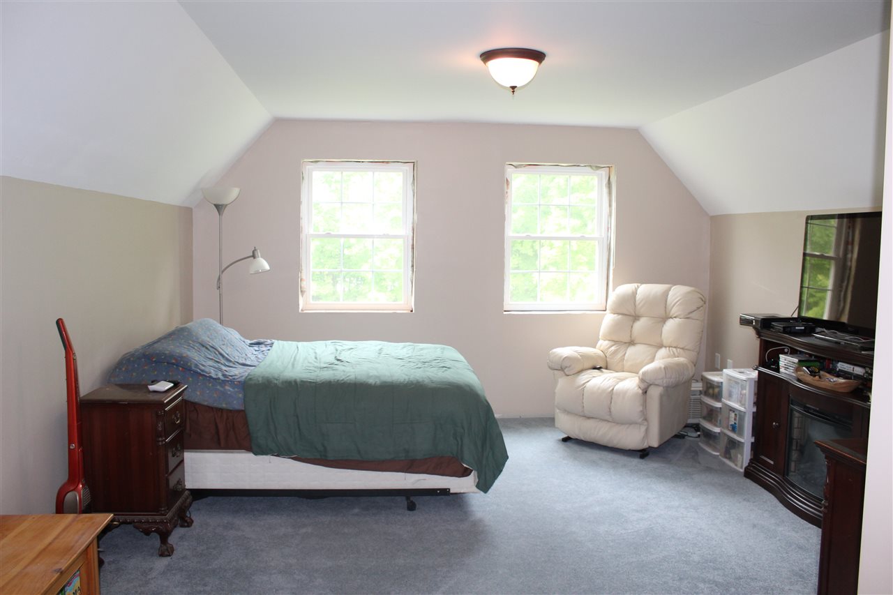 2489 Highgate Road Swanton, VT 05478 - Photo 22 of 40