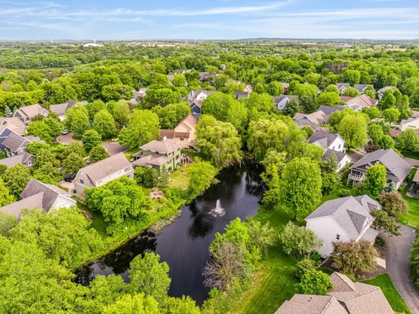 $725,000 | 536 Newman Trail, Stillwater, MN 55082