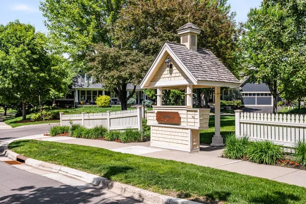 $725,000 | 536 Newman Trail, Stillwater, MN 55082