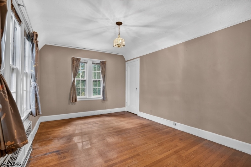 425 Ridgewood Avenue Glen Ridge, NJ 07028 - Photo 12 of 25 Gallery Image 12