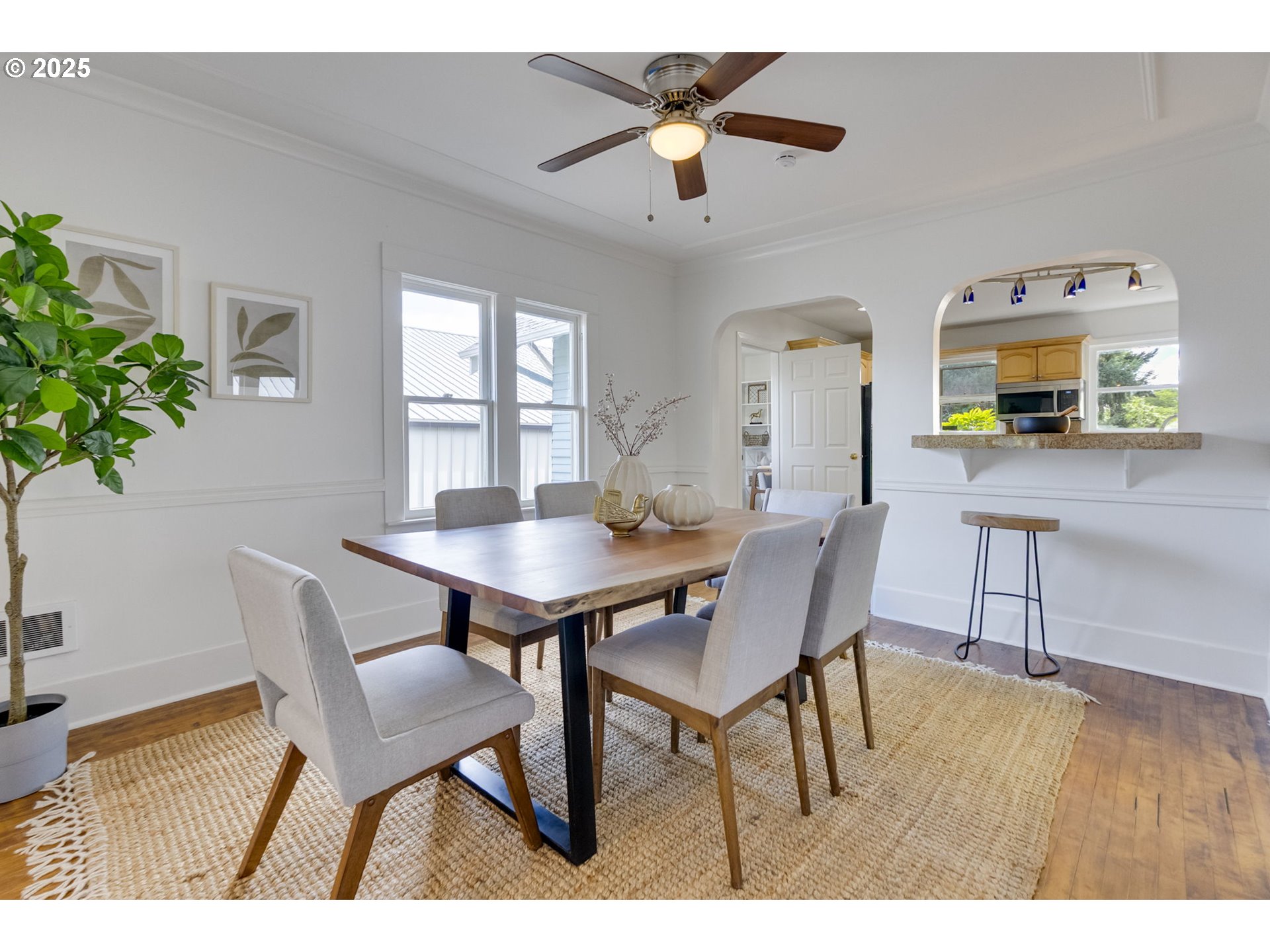 6020 Southeast 83rd Avenue Portland, OR 97266 - Photo 12 of 46 a view of a dining room with furniture and window