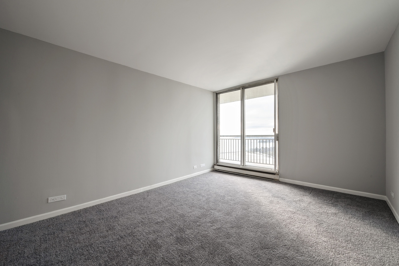 6007 North Sheridan Road, Unit 32E Chicago, IL 60660 - Photo 8 of 12